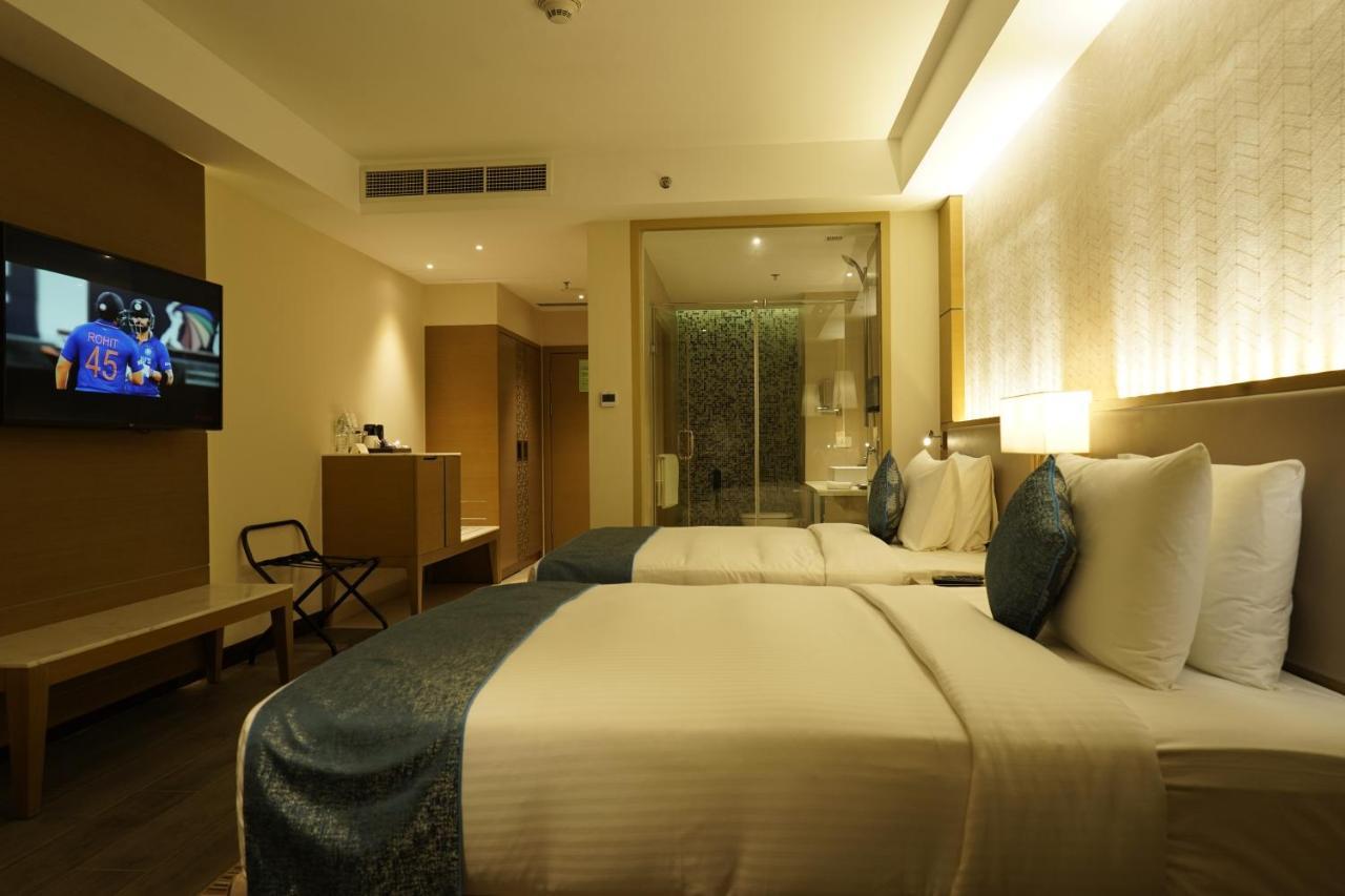 Gokulam Grand Trivandrum Thiruvananthapuram Buitenkant foto