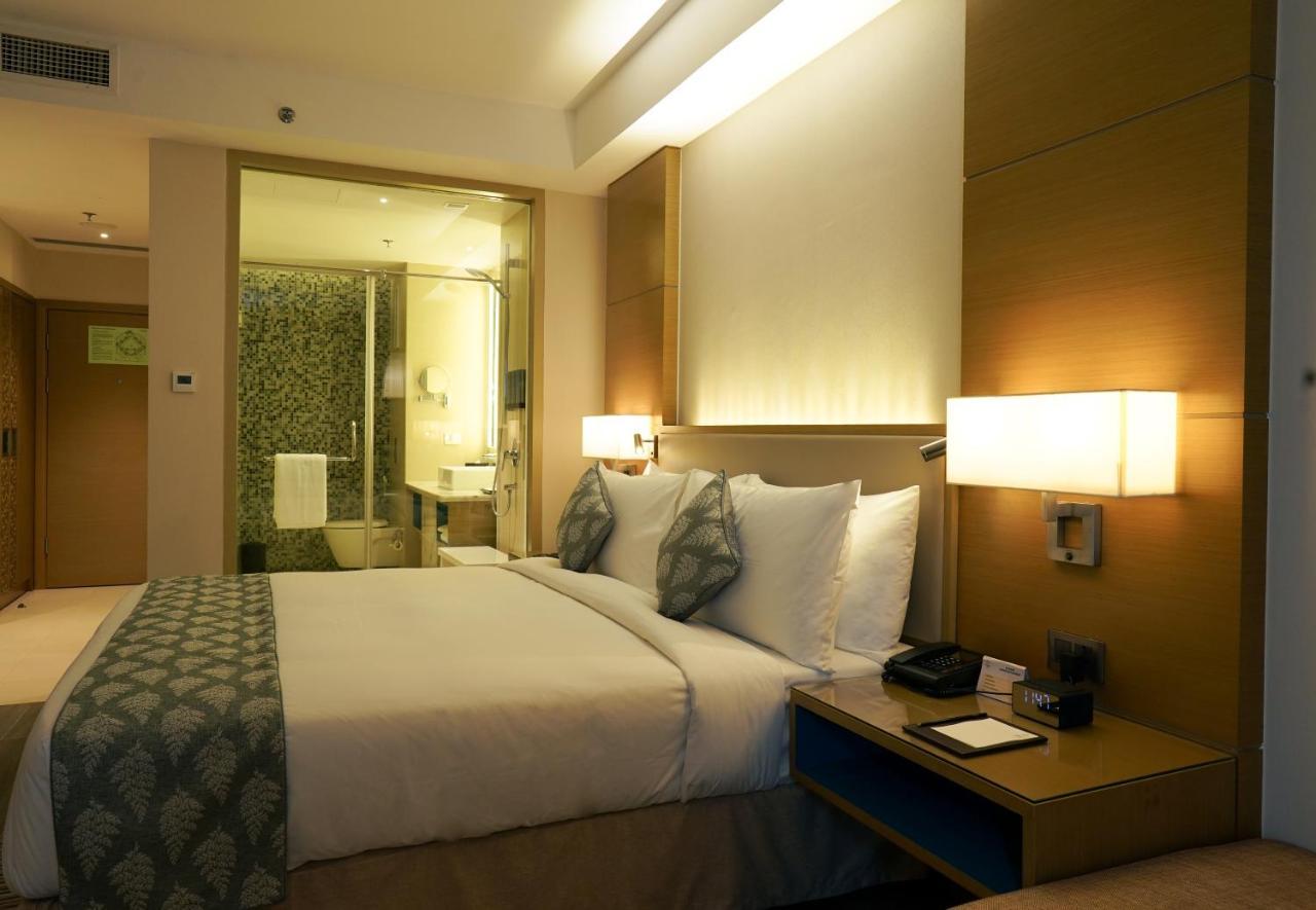 Gokulam Grand Trivandrum Thiruvananthapuram Buitenkant foto