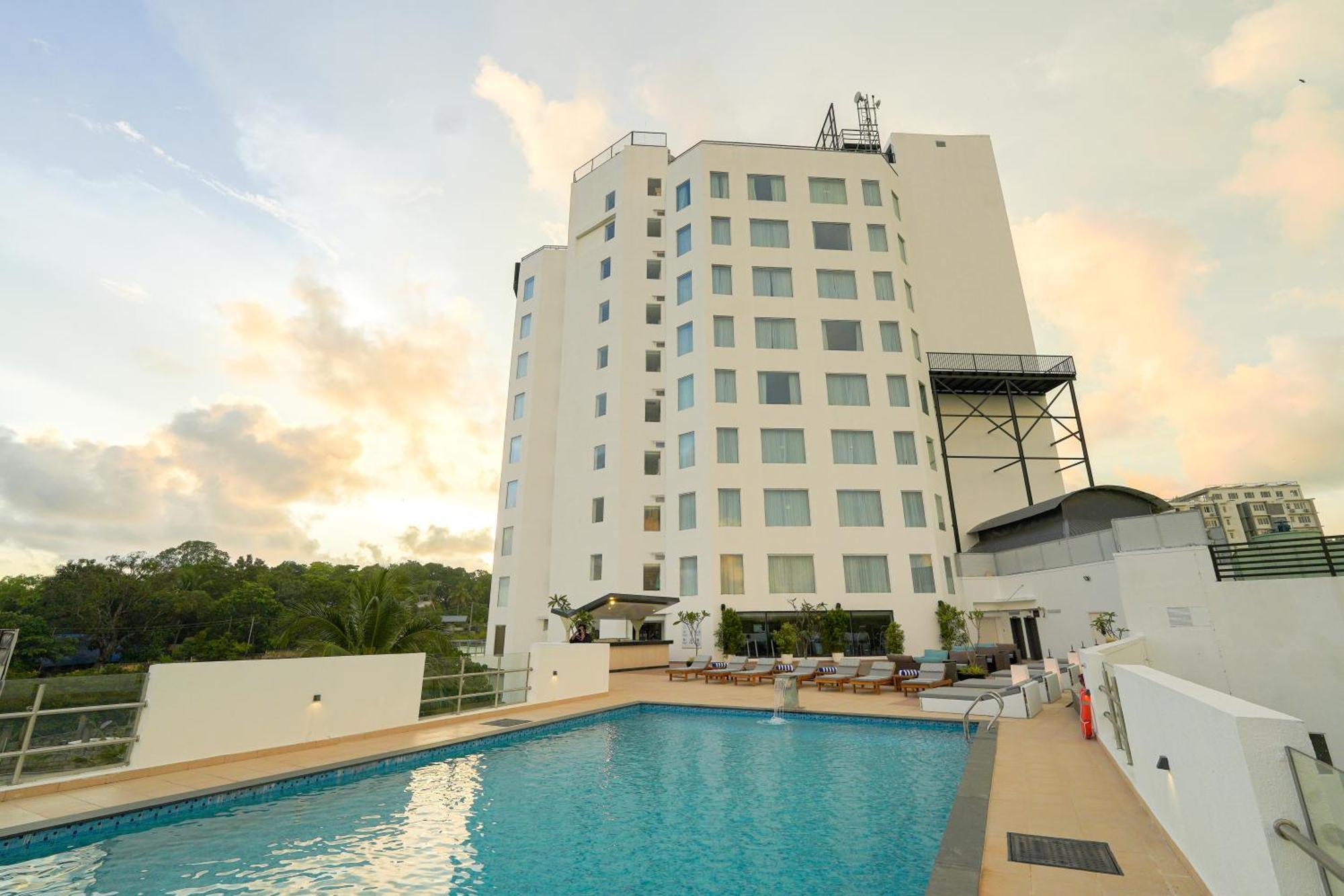 Gokulam Grand Trivandrum Thiruvananthapuram Buitenkant foto