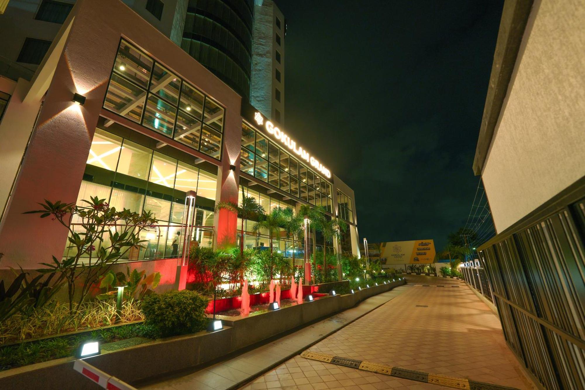 Gokulam Grand Trivandrum Thiruvananthapuram Buitenkant foto
